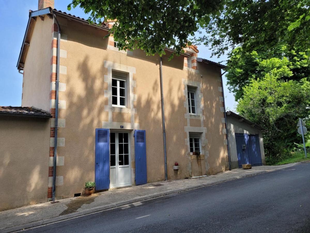 Maison de vacances Asnieres-sur-Blour Extérieur photo